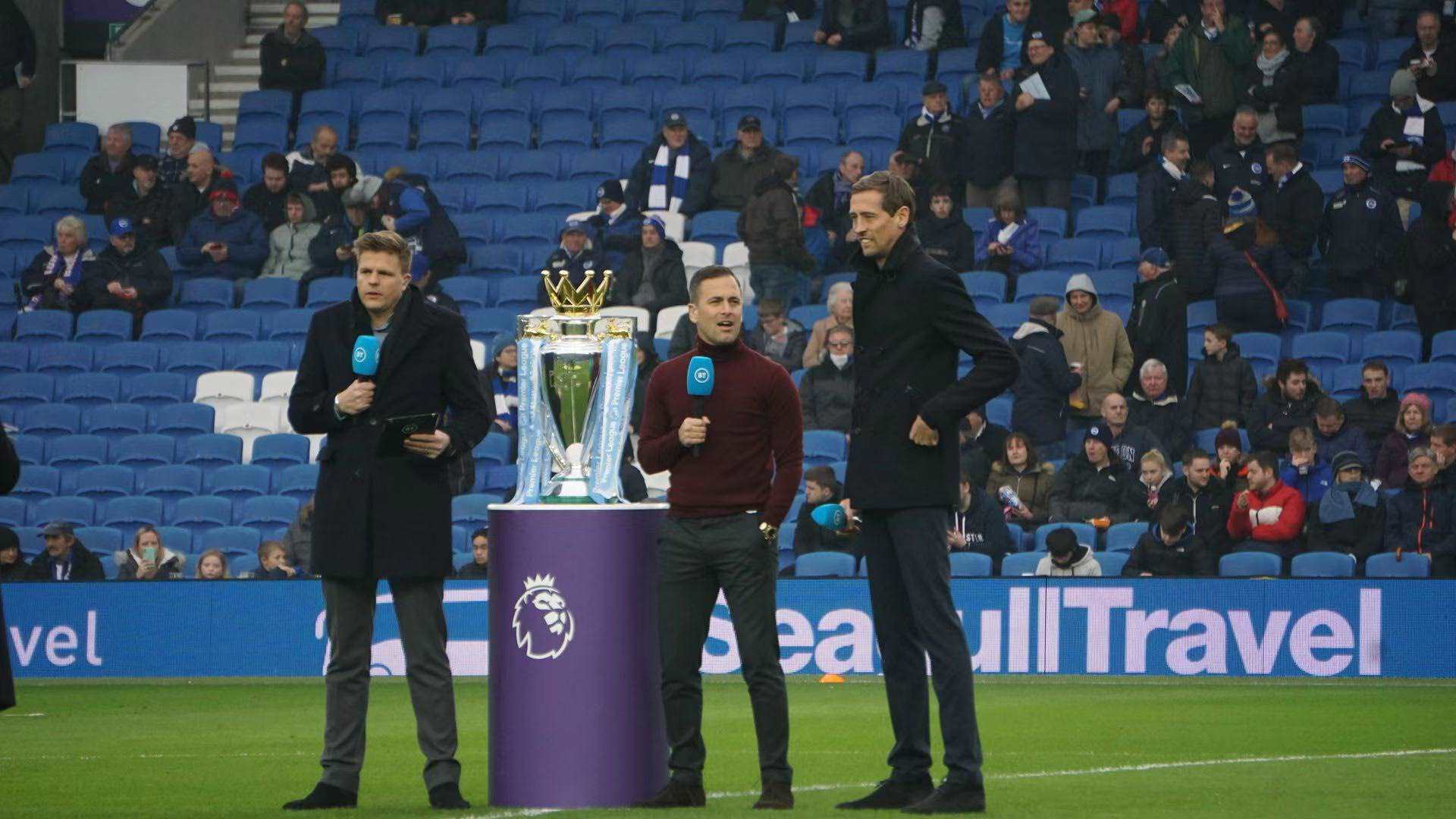 覃海洋和孙 覃海洋和孙